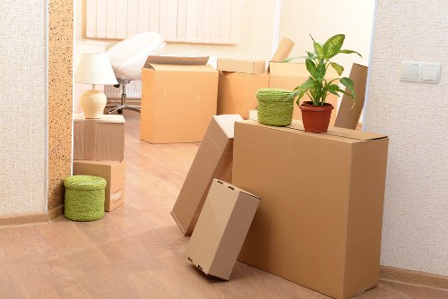 Manager assessing a storage service issue